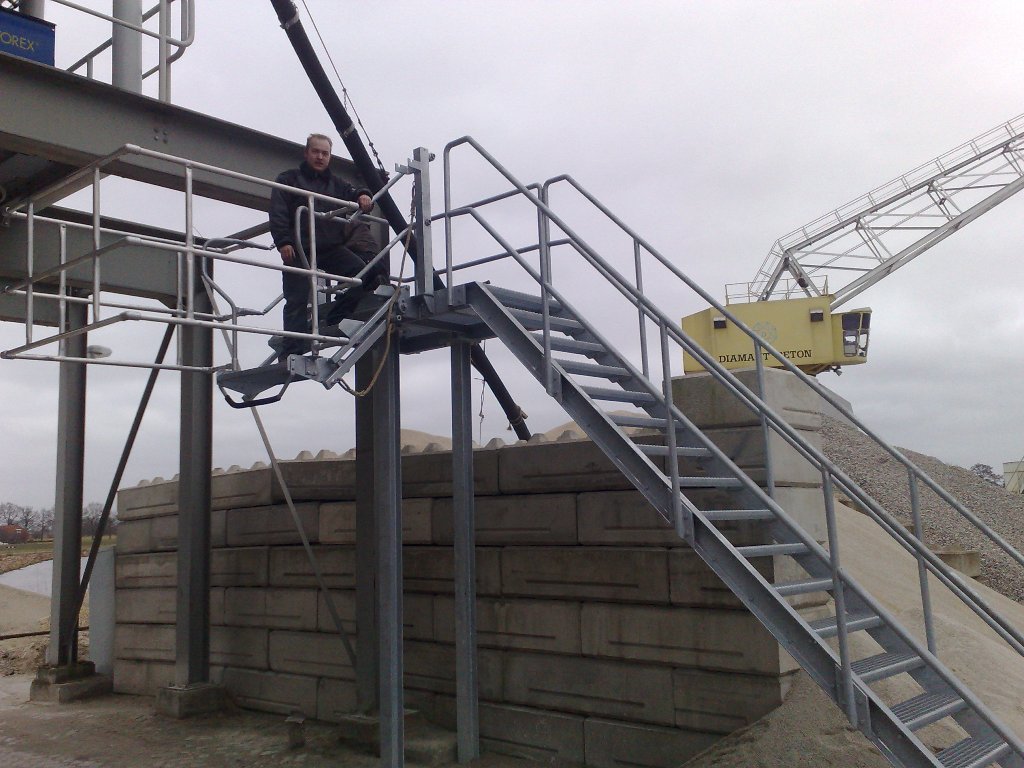 trap buiten 004